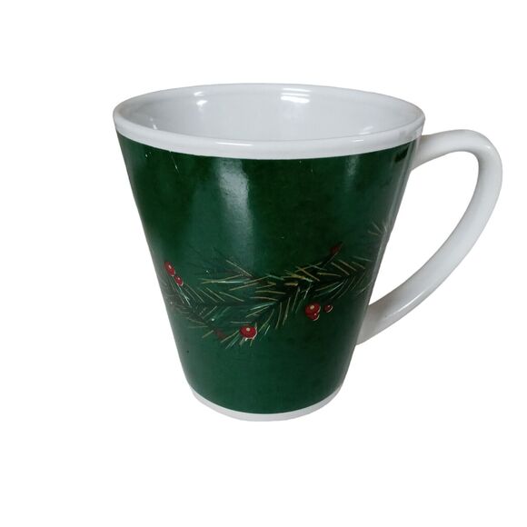 🎄 Vintage Christmas Mug ☕ Green Holly Berry Holiday Festive Cup - Picture 8 of 9
